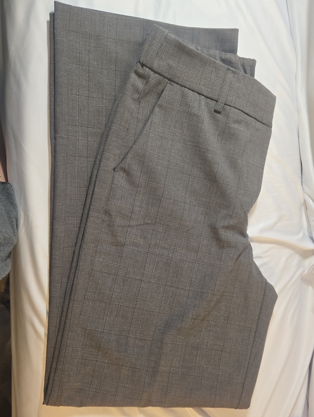 Women's Gray Glen Plaid Trousers - Elegant Tailored Pants